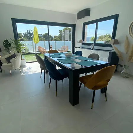 Vila Maison Avec Piscine