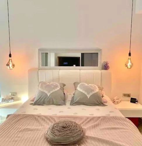 Maison Avec Piscine 别墅 *